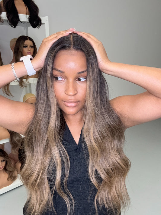 Ready To Ship Elané Wig (13x4 HD Lace Small Size Wig Cap)
